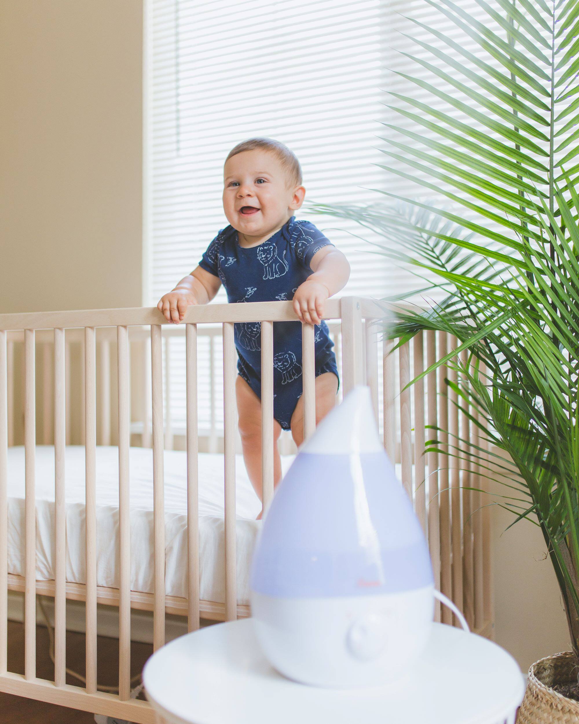 Alt View 15. CRANE - 1 Gal. Drop Ultrasonic Cool Mist Humidifier - White.