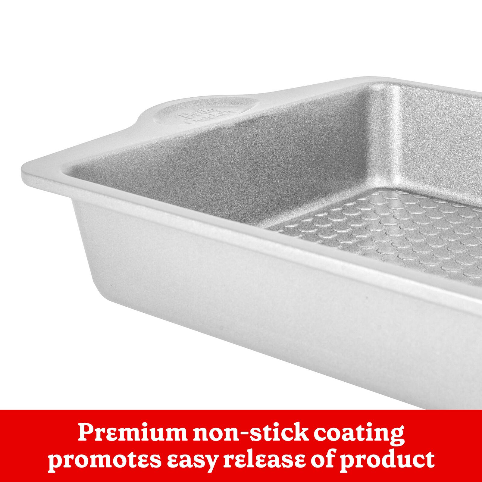 Betty

Premium non-stick coating promotes easy release of product
