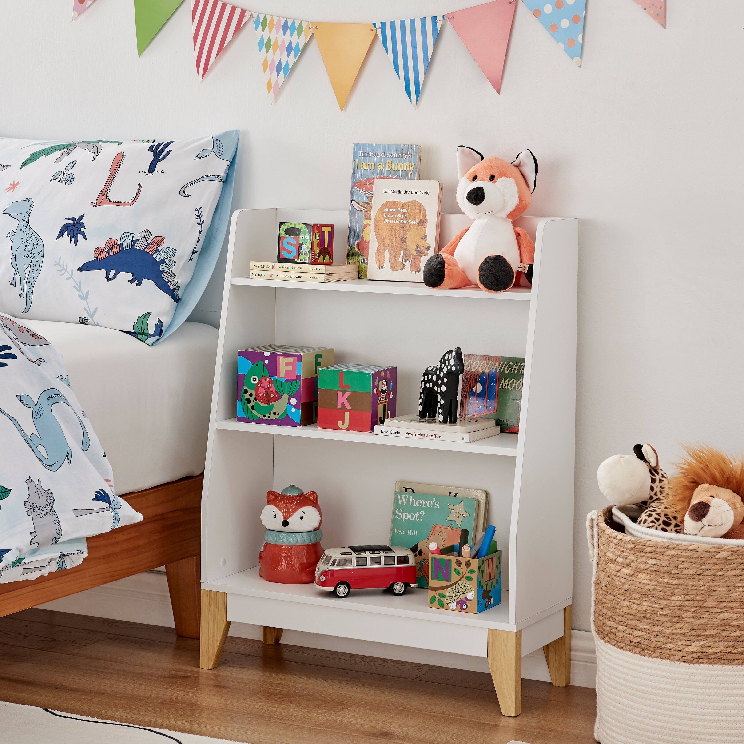 L T T S A HO - - - I - - - - - 2elana Cnys I am a Bunny - - + - Fate froe I -ron - - - -  F L K J do Calle i - - 1 GOODNIGHT MOO Where's Spot? Krie  N