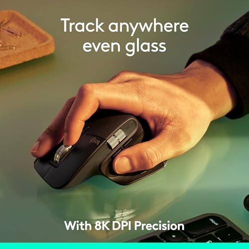 Track anywhere even glass  
With 8K DPI Precision