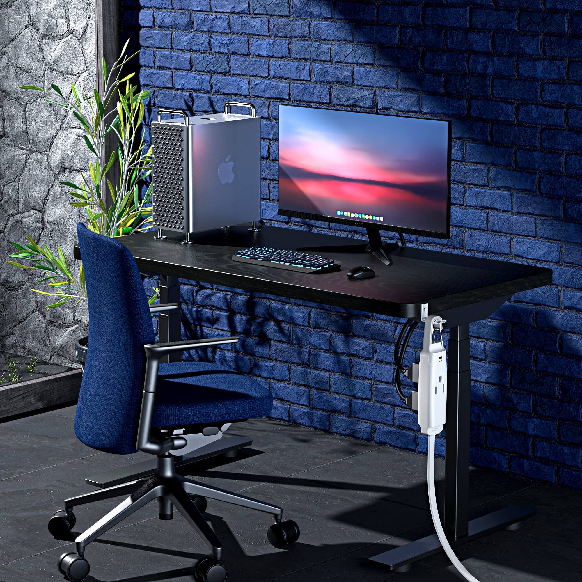 Alt View 5. Maximm - Extension Cord 4 ft 3-Outlet 16 Gauge Wire Power Cord with Removable-Hook System - UL Certified - White.