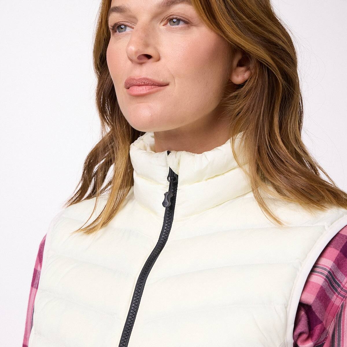 Alt View 6. Mobile Warming - Women's Backcountry Xtera Heated Vest - Cream.