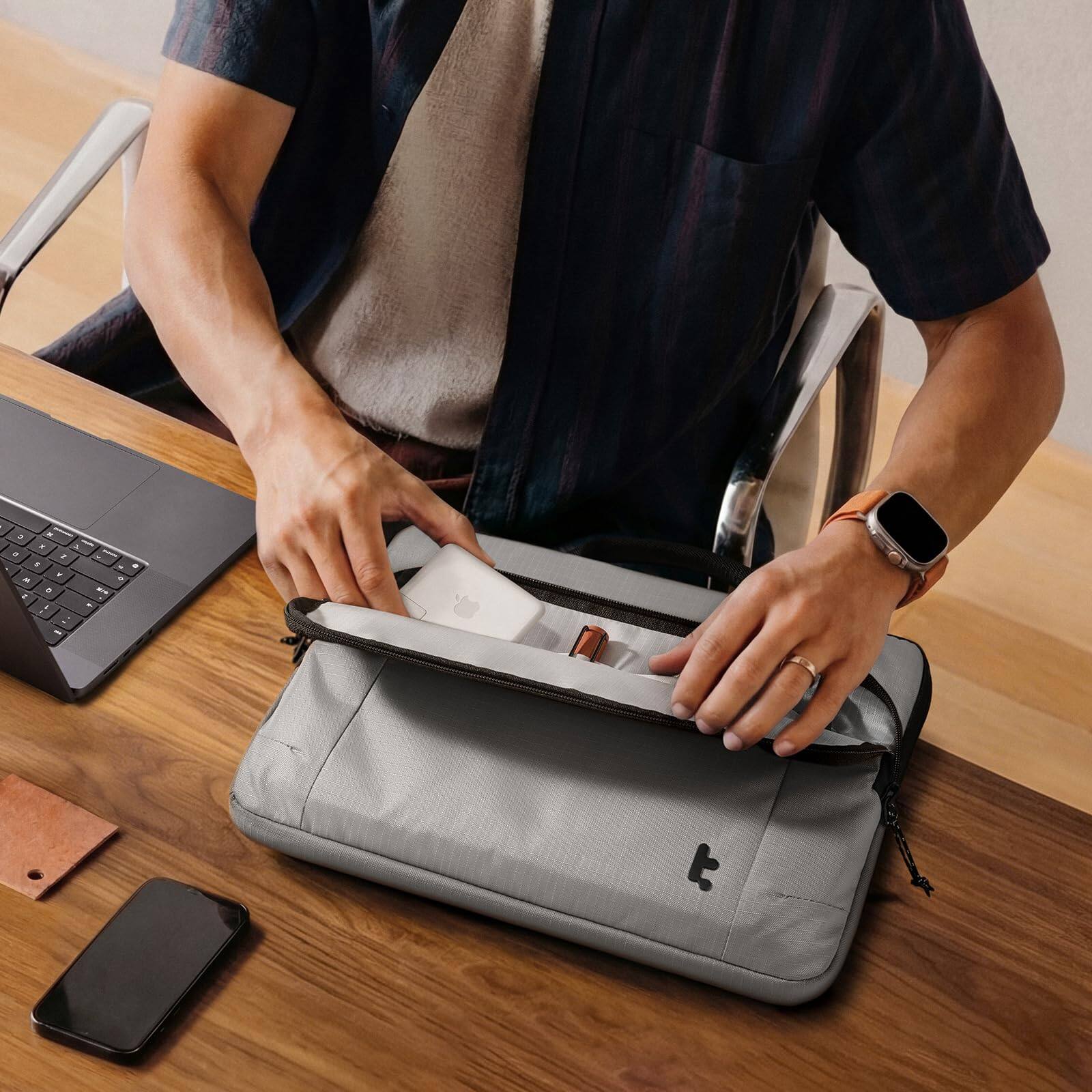 Alt View 5. tomtoc - Essence-A34 360° Protective Laptop Case Sleeve for 13-inch MacBook Air (A3449)/Pro/Neo(A18) M5/M4/M3/M2/M1 2026-2018 - Gray.