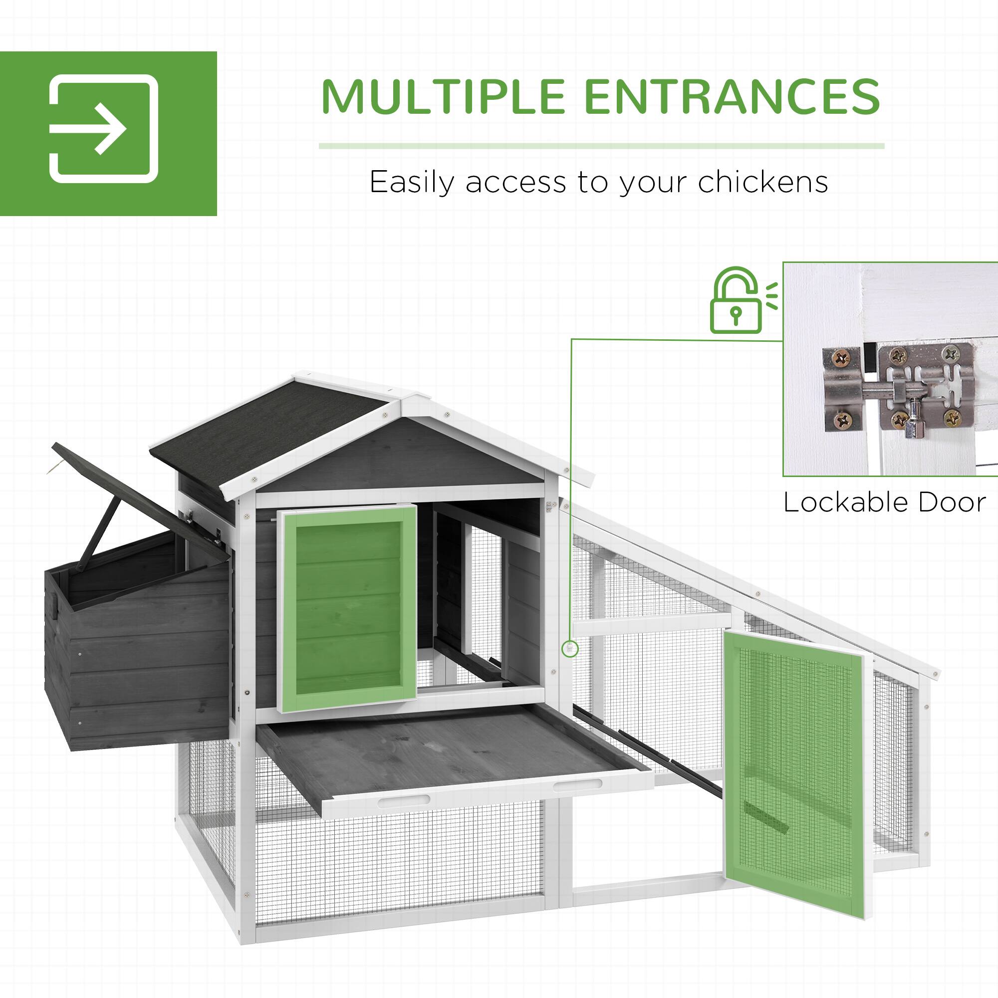 MULTIPLE ENTRANCES  
Easily access to your chickens  

Lockable Door