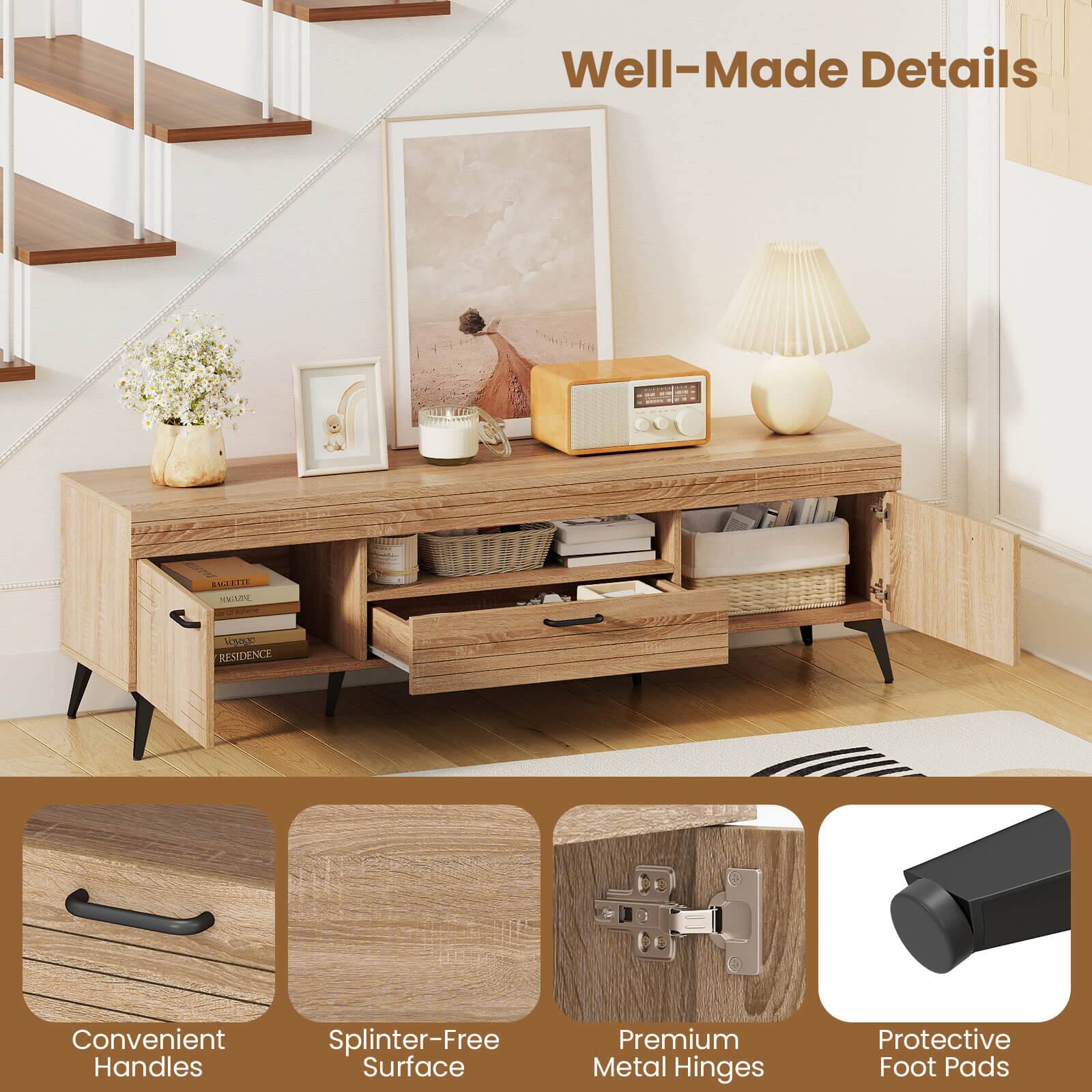 Well-Made Details

MERLL VADE C ADES RESIDENCE

Convenient Handles  
Splinter-Free Surface  
Premium Metal Hinges  
Protective Foot Pads