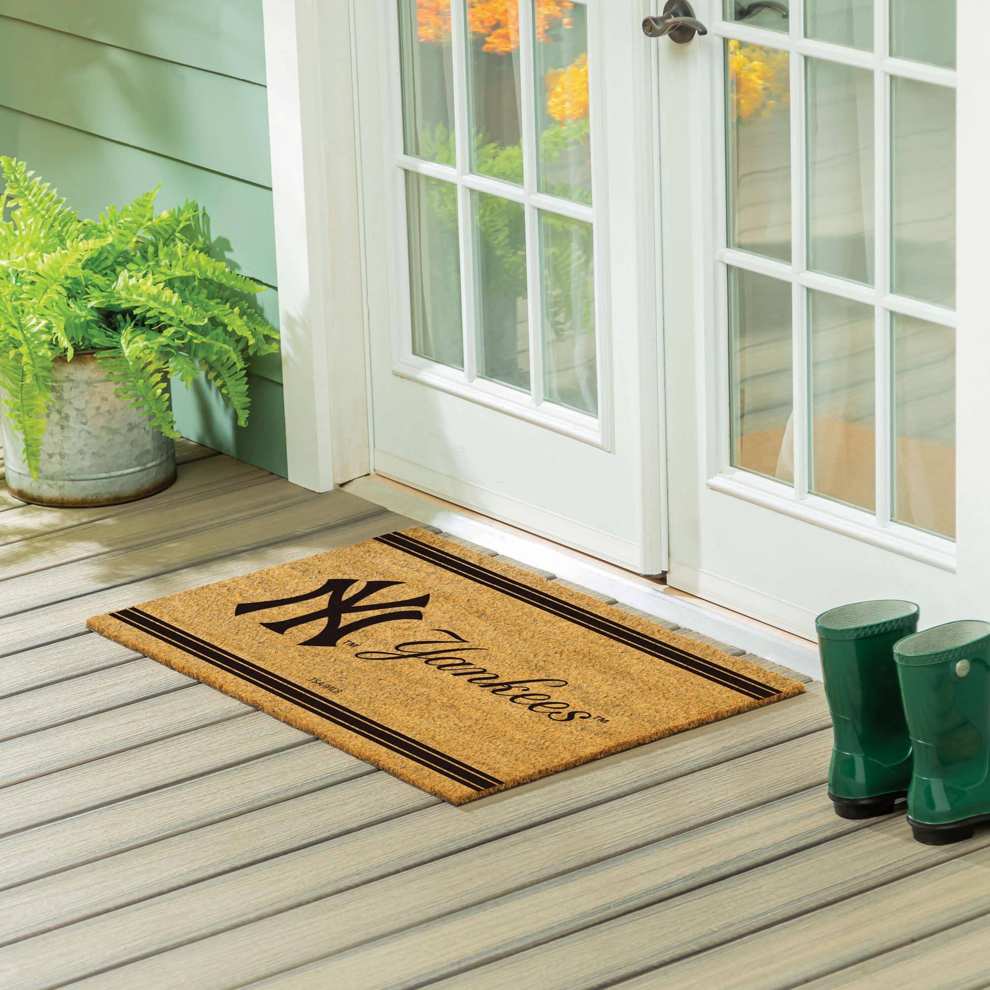 The text on the image reads:

"New York Yankees"