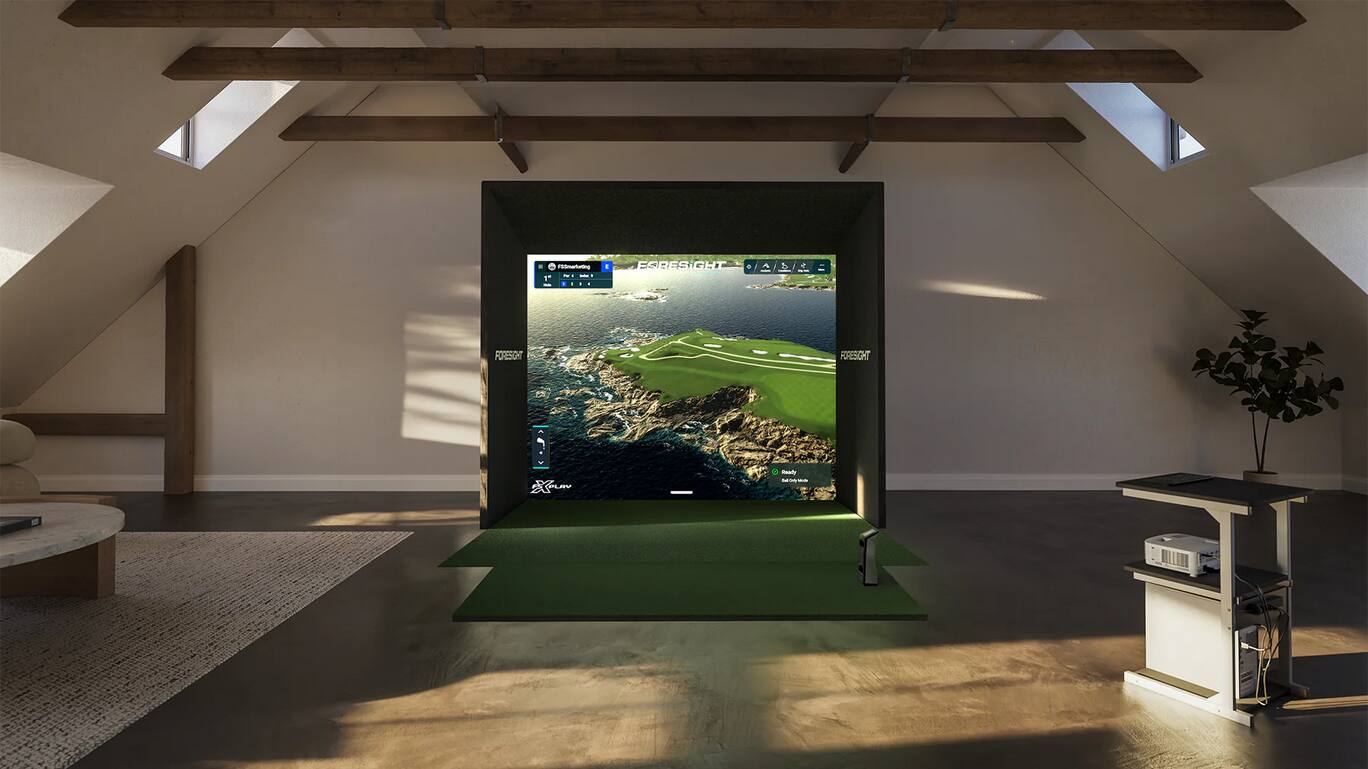 Foresight Sports - Complete Golf Sim Package w/ GCQuad Launch Monitor, 11ft Frame, Projector, Gaming PC, Screen, & Mat - Black