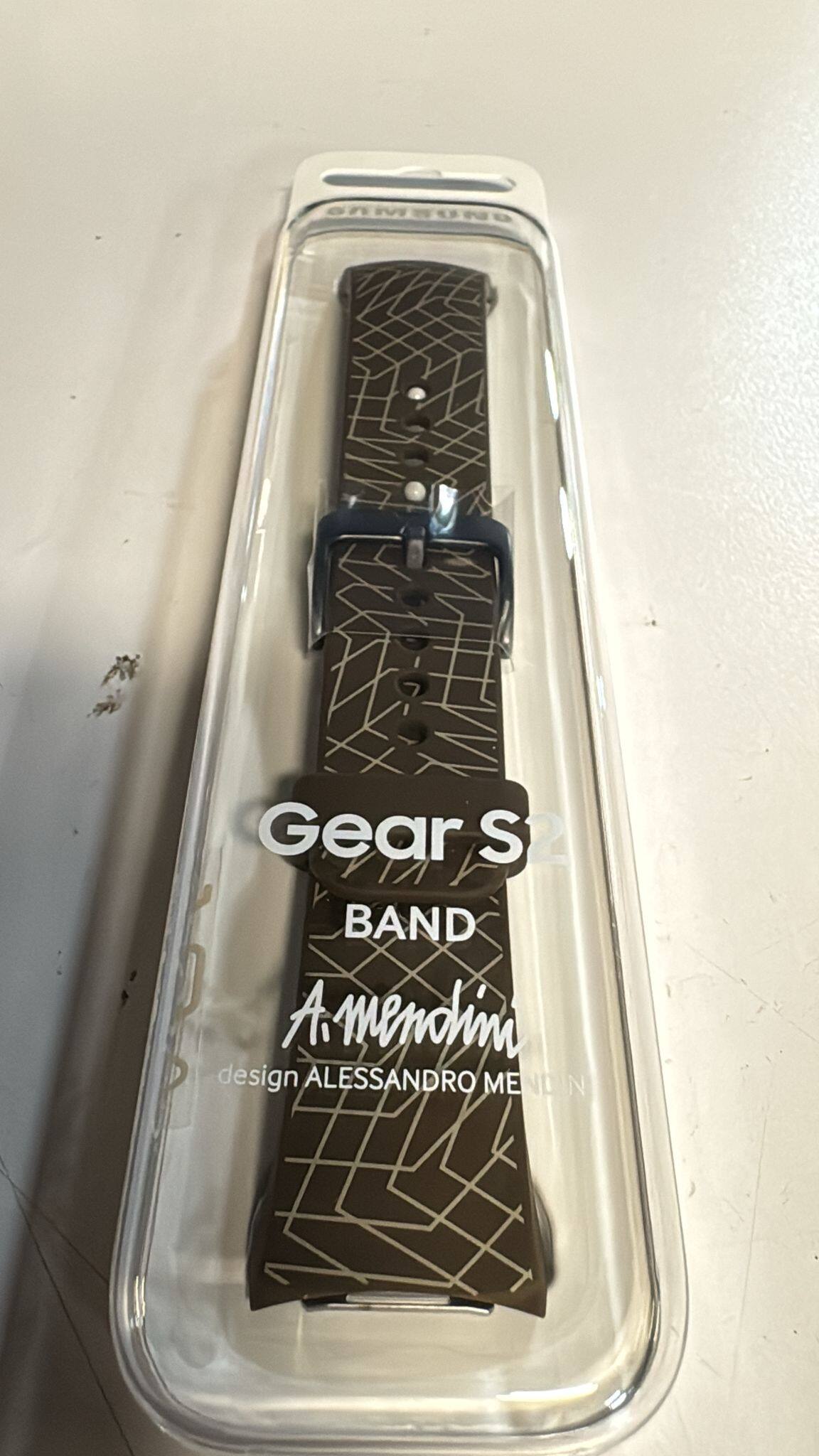 Gear S2  
BAND  
Amenohim  
design ALESSANDRO ME LLI