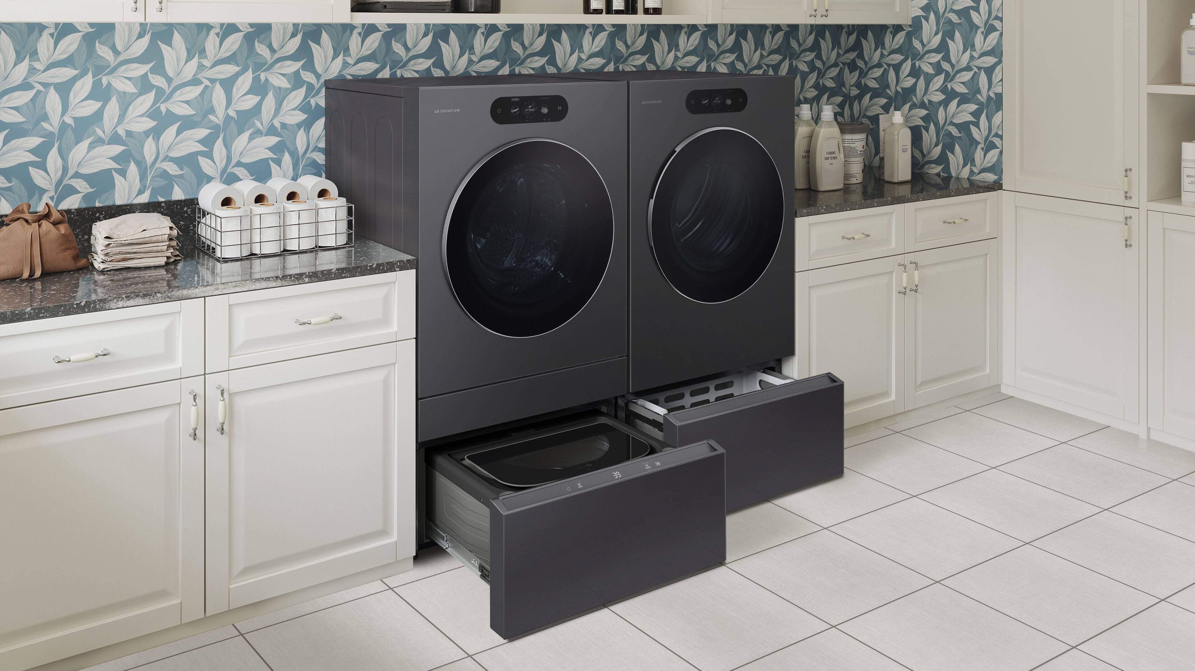 Alt View 13. LG - LG SIGNATURE 9.0 Cu. Ft. Stackable Smart Gas Dryer with Steam and AI Sensor Dry - Brushed Black Steel.