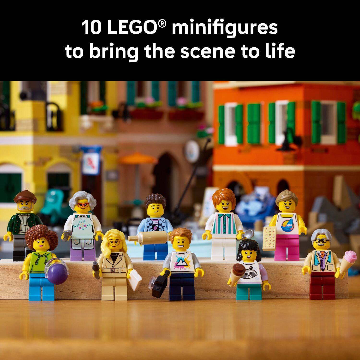 10 LEGO® minifigures to bring the scene to life