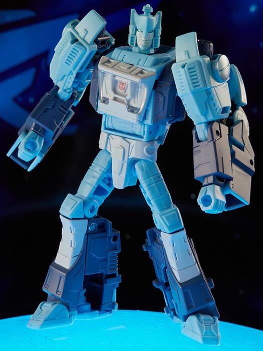 Alt View 7. Transformers - Blurr Deluxe Class Deluxe Class | Transformers Legacy | Velocitron Speedia 500 Collection.