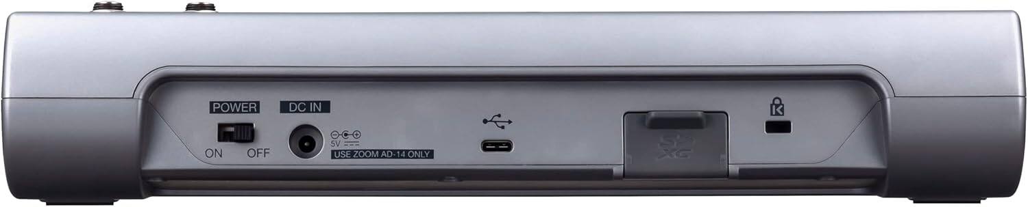 POWER DC IN  
ON OFF  
5V  
USE ZOOM AD-14 ONLY