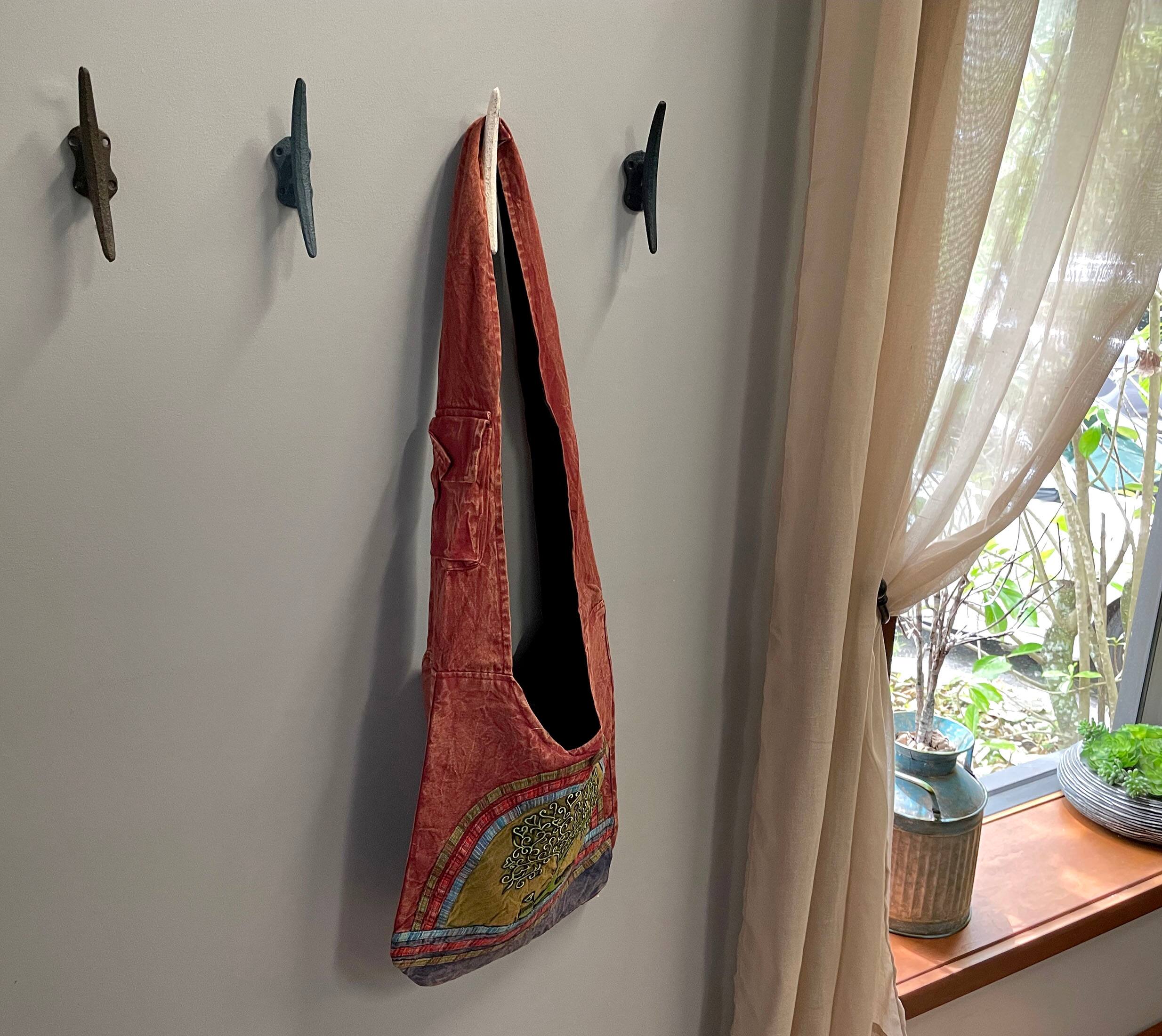 Alt View 1. Zeckos - Set of 4 Colorful Cast Iron Nautical Cleat Wall Hooks/Drawer Pulls - Multicolored.