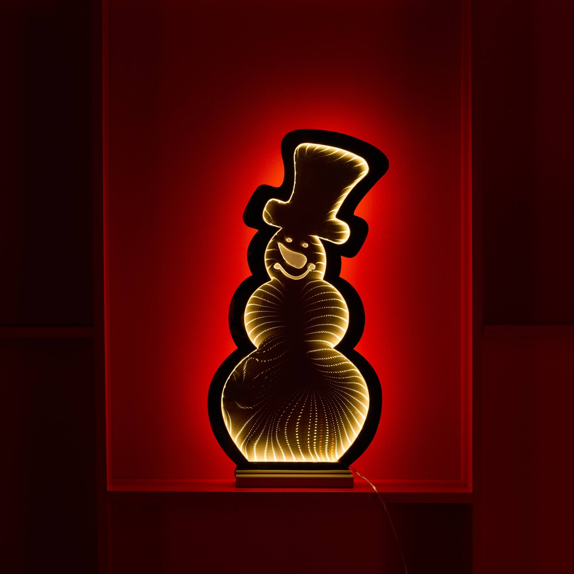 Angle. BreeBe - Snowman Outline Ekko Light Display 24"H - White.