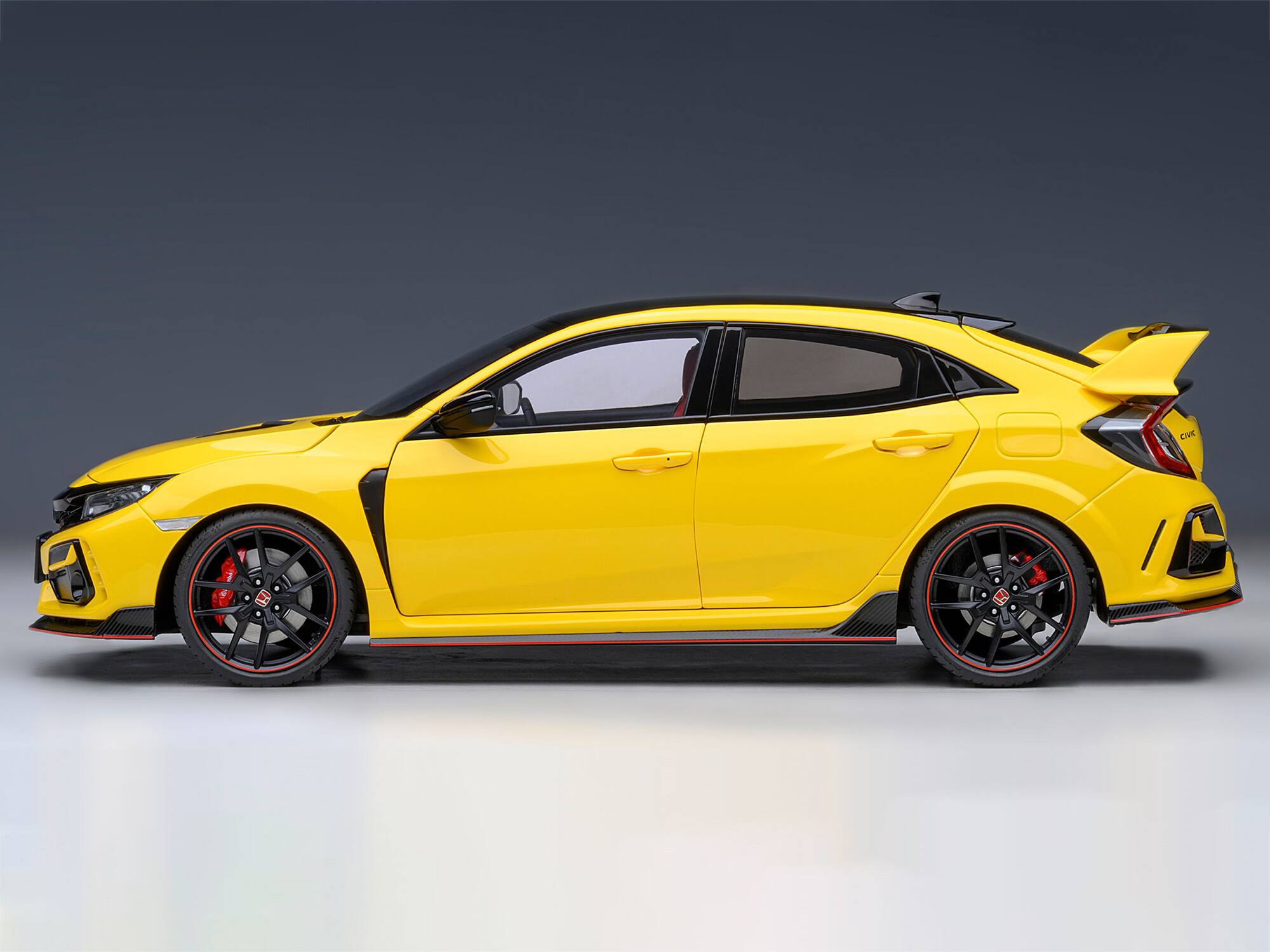 Alt View 6. Autoart - 2021 Honda Civic Type R (FK8) RHD (Right Hand Drive) Sunlight Yellow Limited Edition 1/18 Model Car by Autoart.