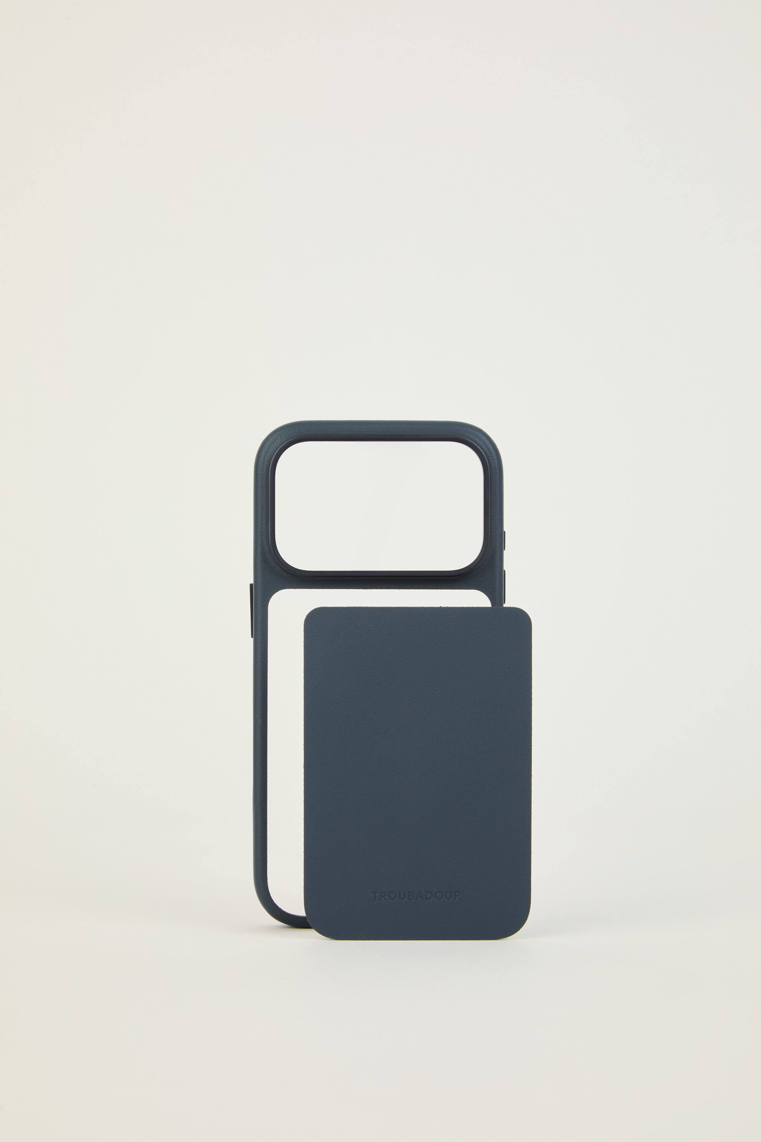 Angle. Troubadour - iPhone 18 Pro Modular Leather Case - Basalt.