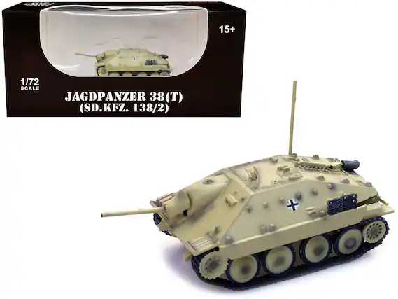 1/72 SCALE
JAGDPANZER 38(T) (SD.KFZ. 138/2)
15+