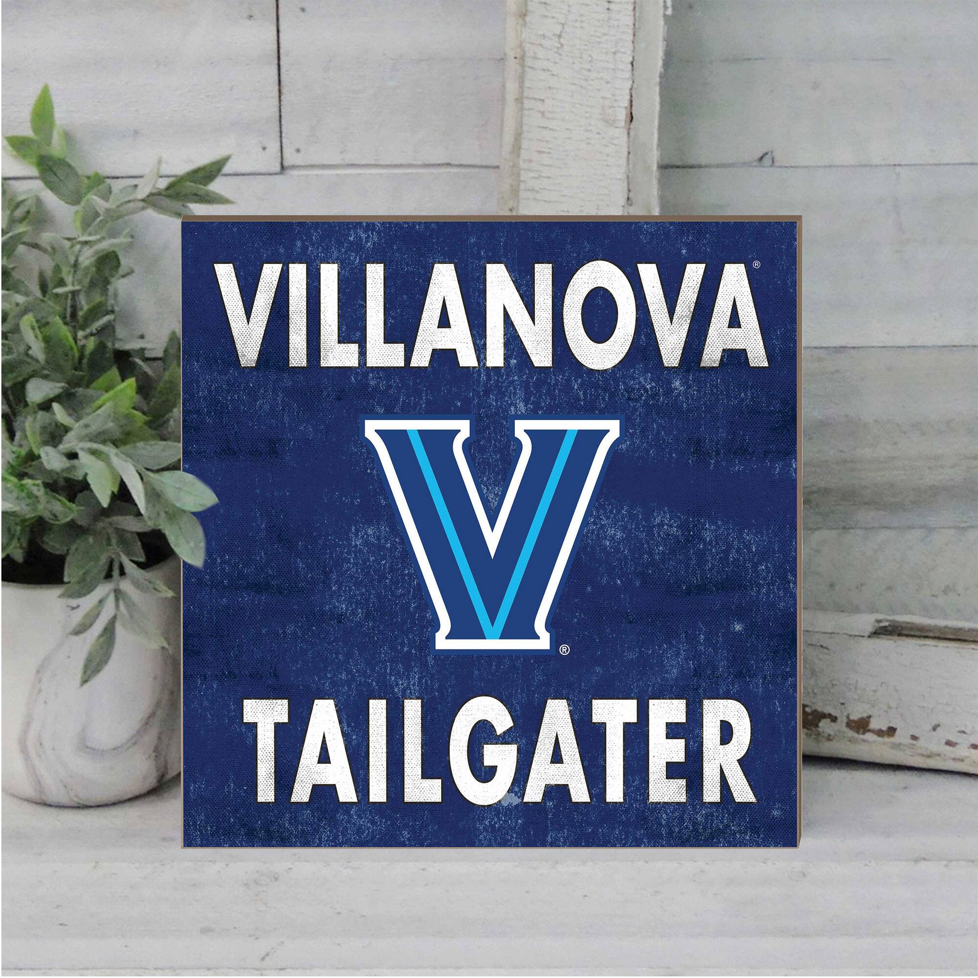 VILLANOVA  
V  
TAILGATER