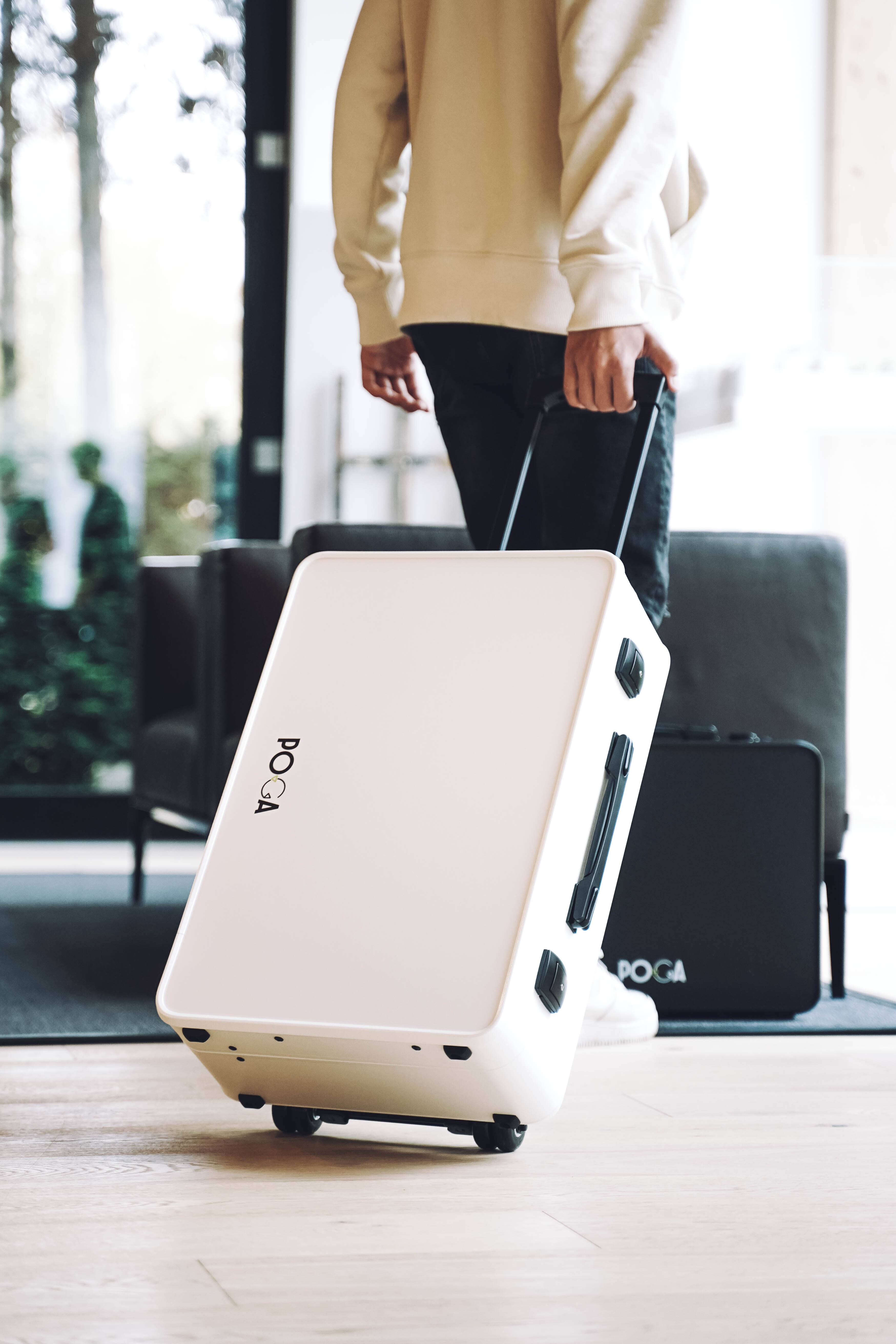 Alt View 28. POGA - LUX PlayStation 5 Premium Portable Console Travel Case w/ Trolley and 24" AOC Gaming Monitor - White.