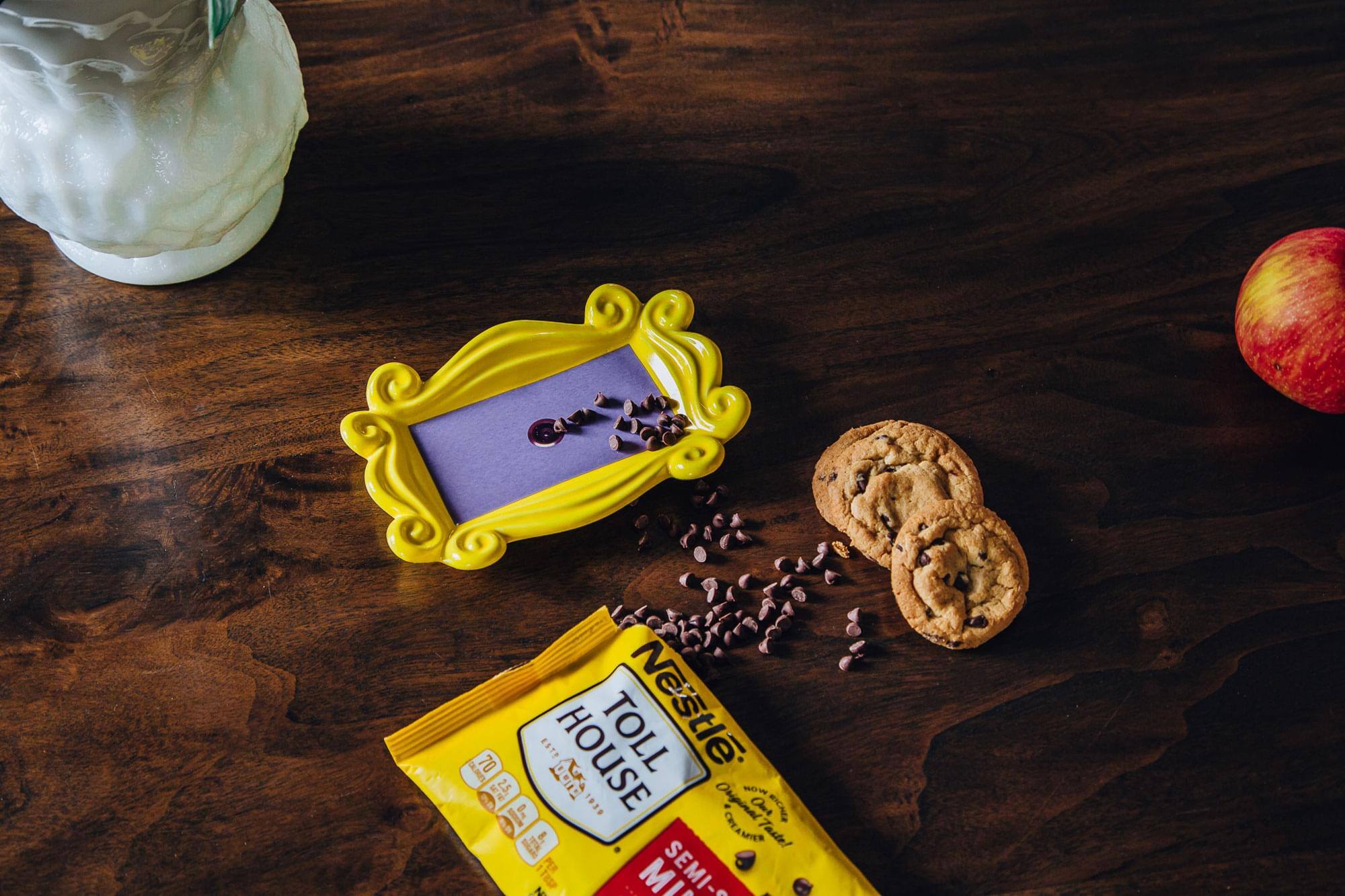 Nestlé Toll House  
Original Creamy Taste  
Semi-Sweet Morsels  
2.5g per cookie  
70% less fat than butter  
20% less calories than butter