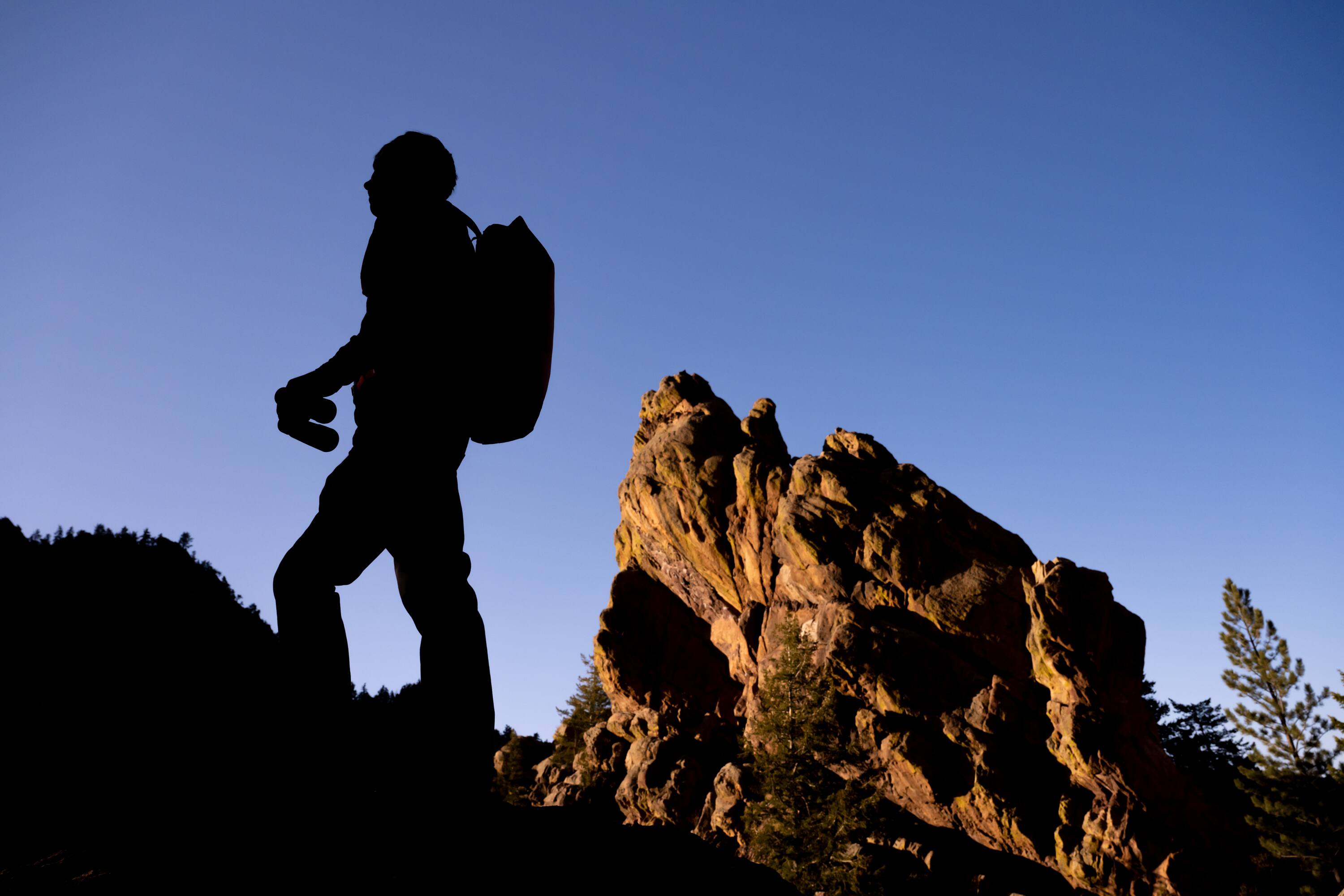 Alt View 8. Nikon - PROSTAFF P7 10X42 Waterproof Binoculars - Green.