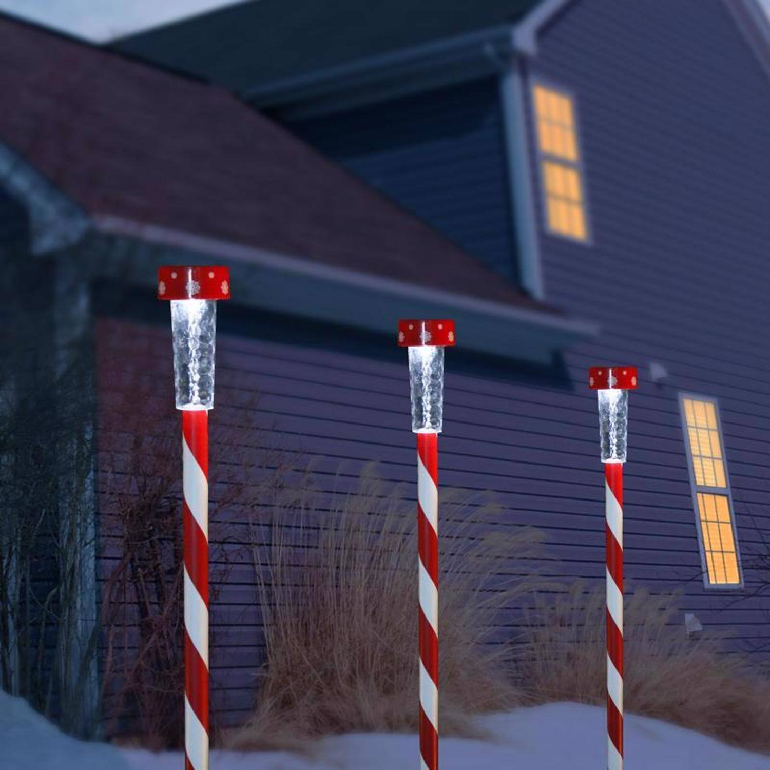 Angle. Alpine - Alpine LED White Solar Candy Cane Striped Stake 23 in. Pathway Decor (Case of 24) - Red|White.