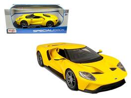 2017 Ford GT 1/18 Diecast Model Car by Maisto - Yellow