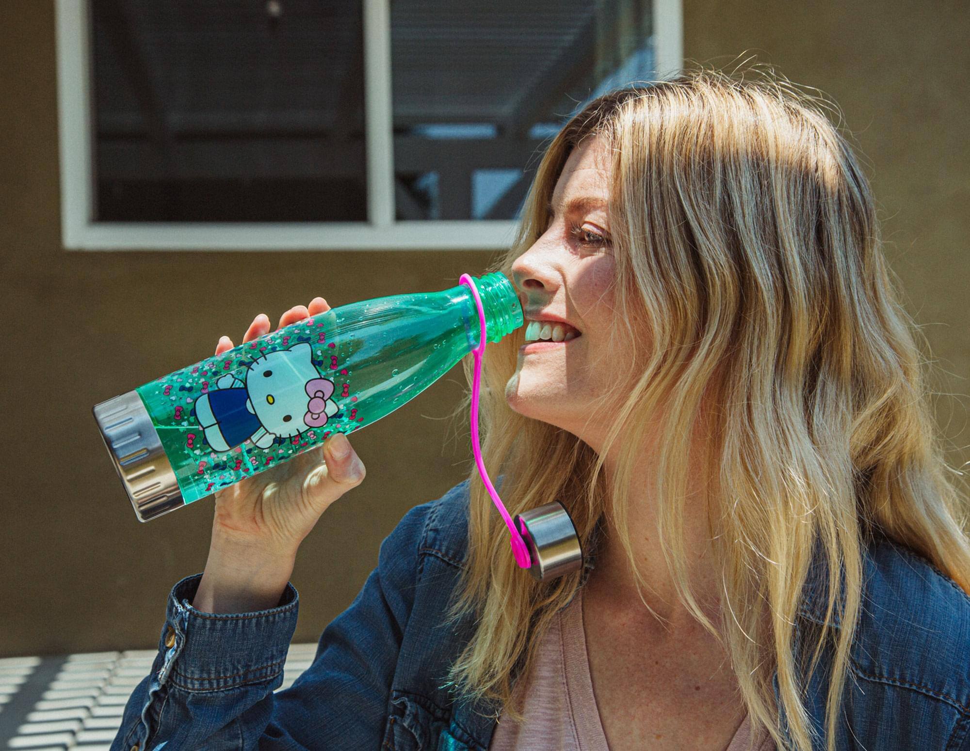 Alt View 4. Silver Buffalo - Sanrio Hello Kitty Hearts and Bows Water Bottle With Lid | Holds 20 Ounces - Blue.