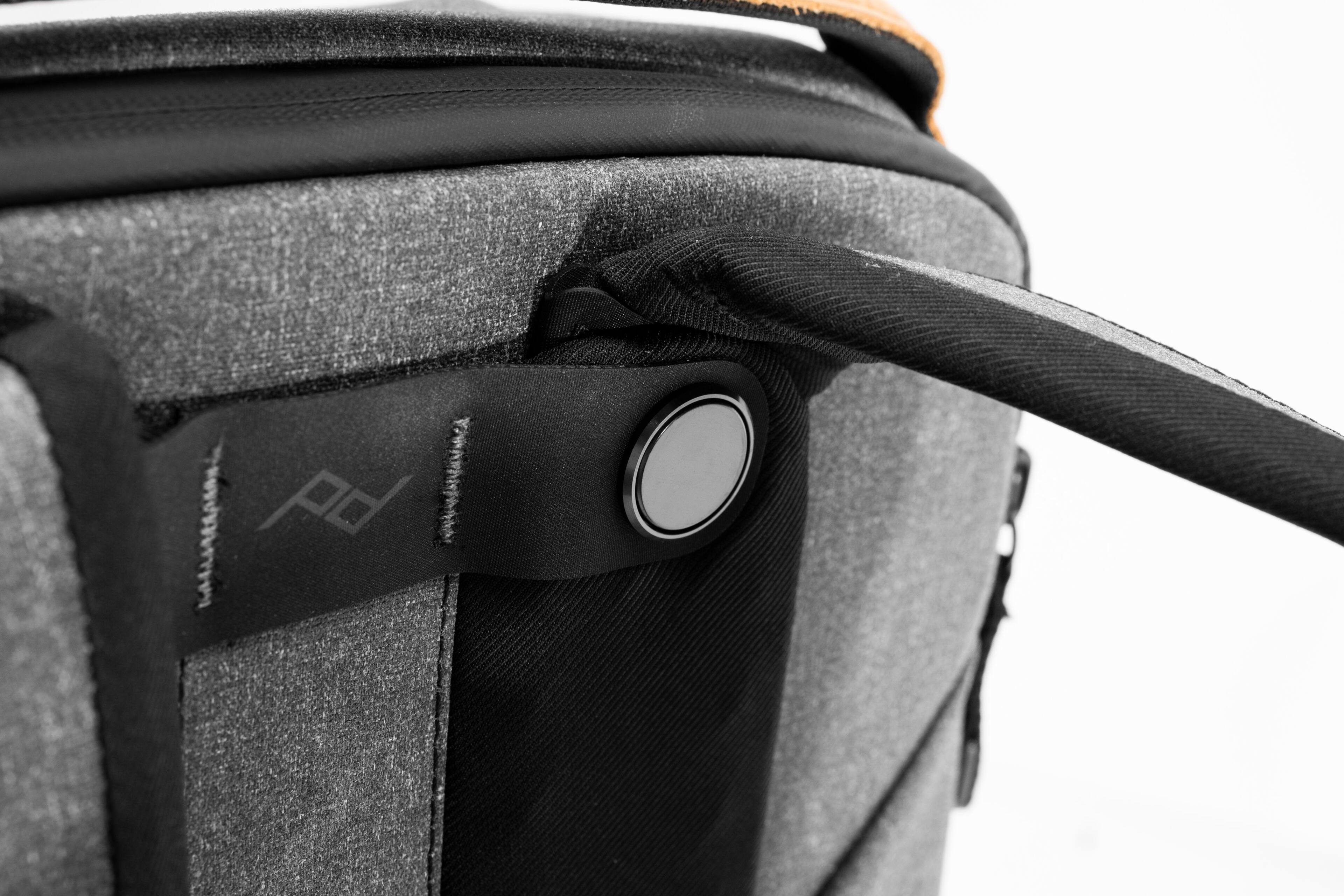 Alt View 14. Peak Design - Everyday Backpack V2 20L - Charcoal.