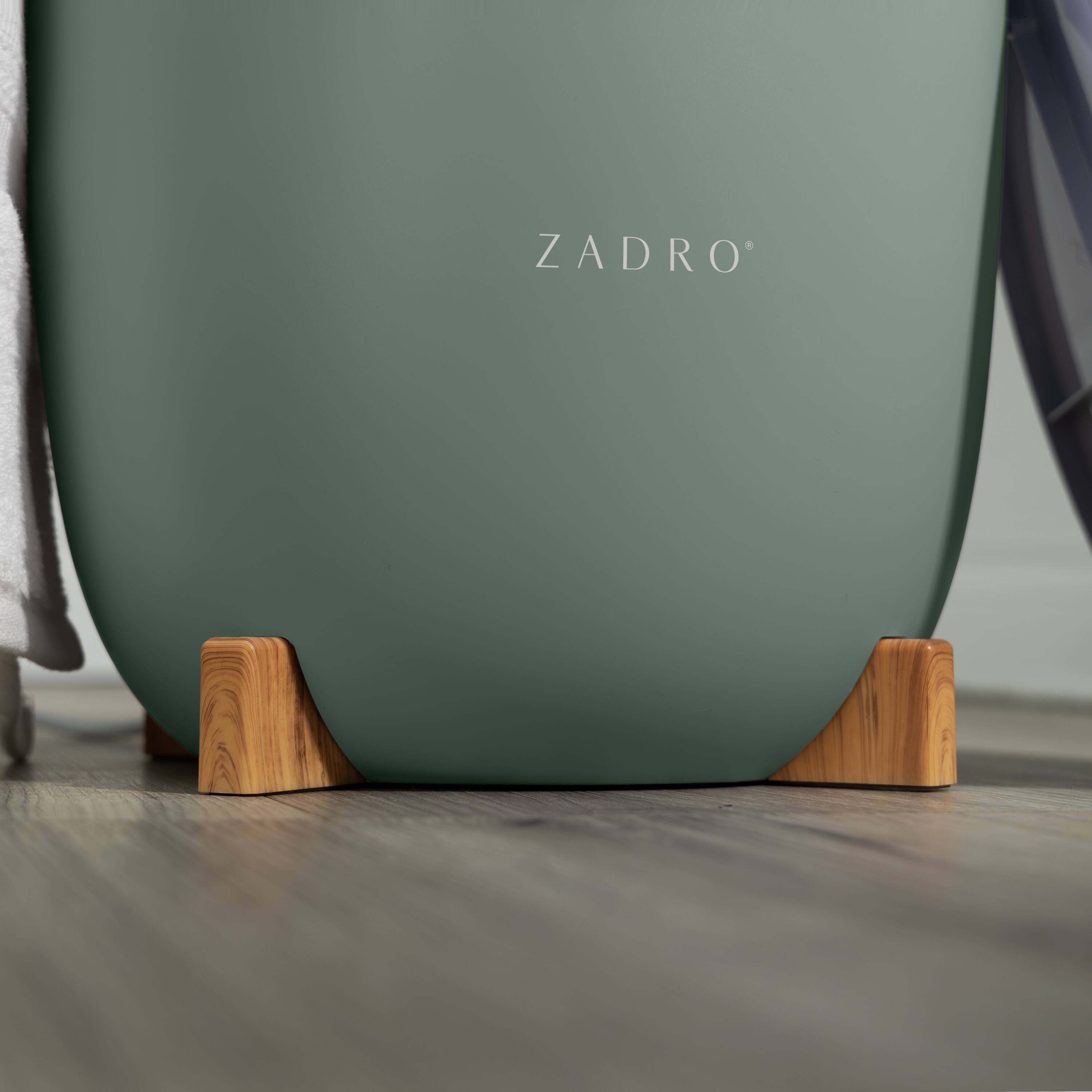 Angle. Zadro - Zadro 20-Liter Bucket Towel Warmer - Bamboo/Dark Green.