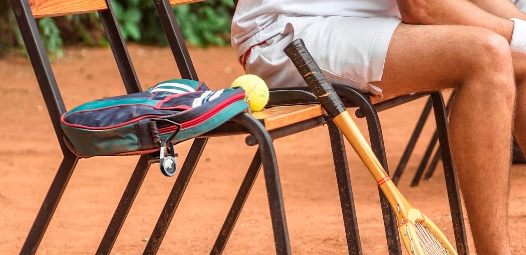 Alt View 14. Belkin - AirTag Secure Holder with Carabiner - Black.