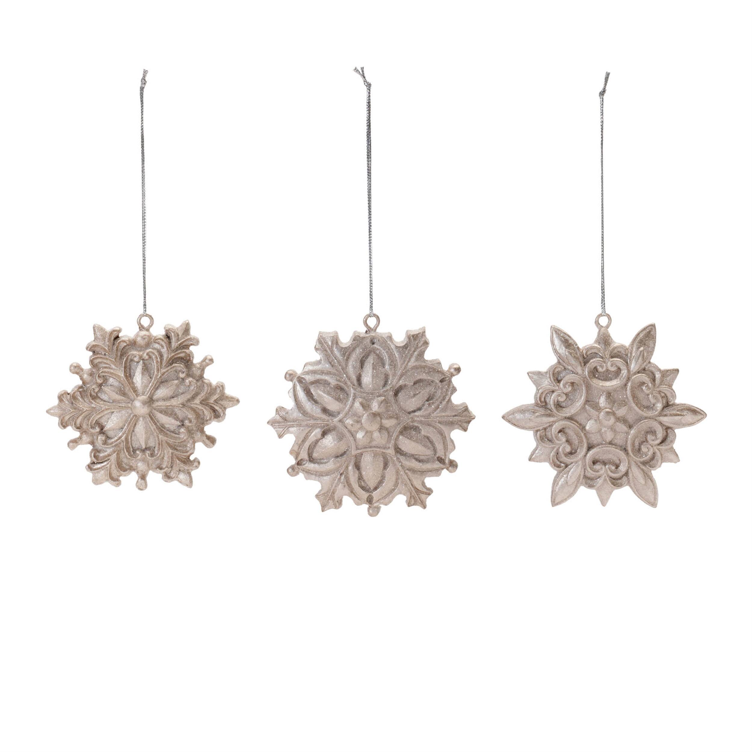 Angle. BreeBe - Ornate Champagne Snowflake Ornament (Set of 12) - Gold, Silver.
