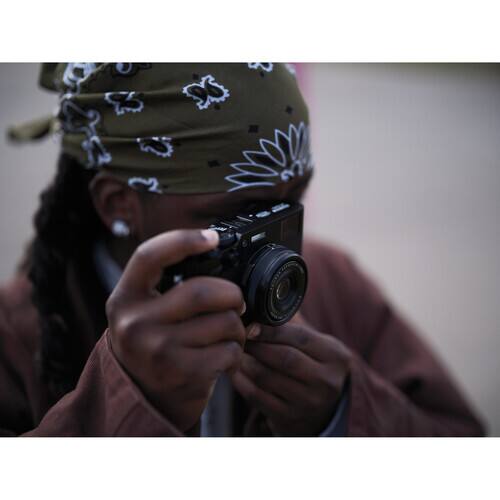 Alt View 5. Fujifilm - Fujifilm X100VI Digital Camera - Black - Black.