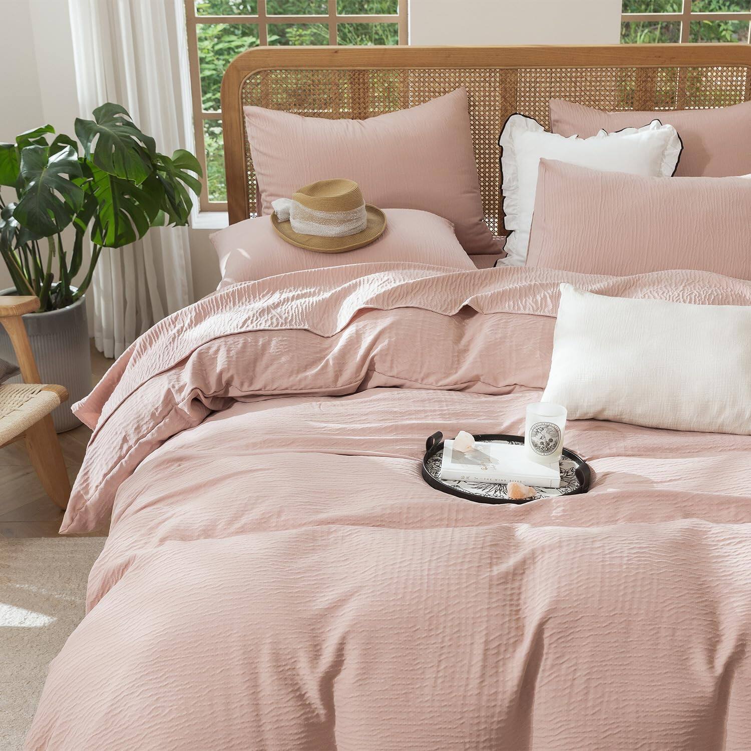 Alt View 1. PO3TICJUNKI3 - King Duvet Cover Dusty Luxury Soft Doublelayer Crinkle Gauze 3 Pieces Bedding For Allseason Breathable With - White Striped (No Comforter)-Queen (90" x 90").