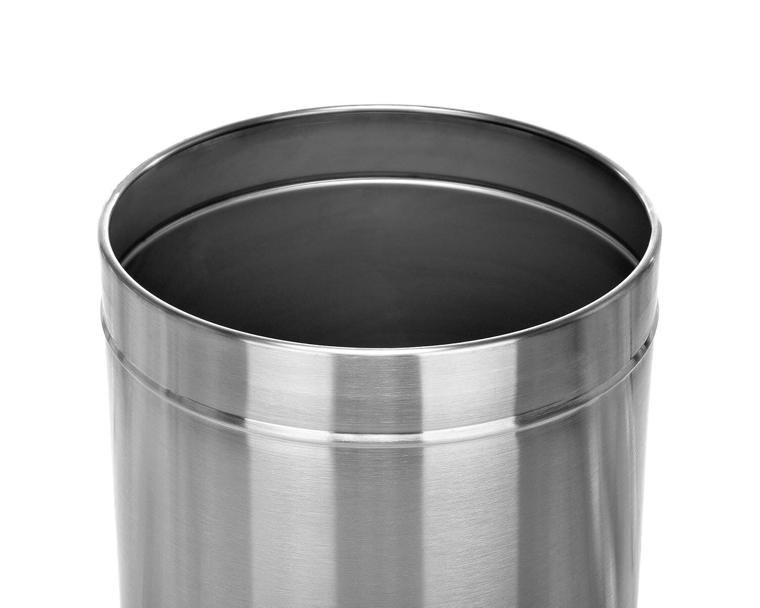 Back. Alpine Industries - 27 Gallon Stainless Steel Commercial Indoor Trash Can - Silver.