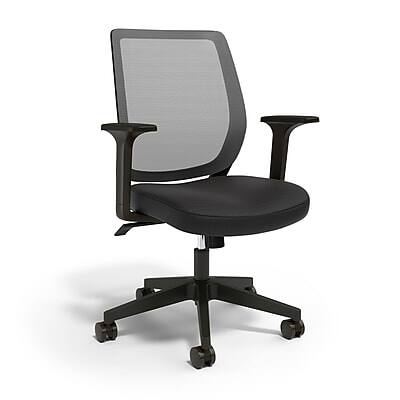 Front. Staples - Staples Essentials Ergonomic Fabric Swivel Task Chair, Black (UN56947) - Black.