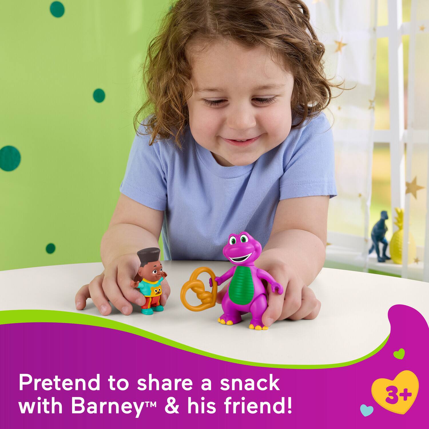 Pretend to share a snack with Barney™ & his friend! 3+