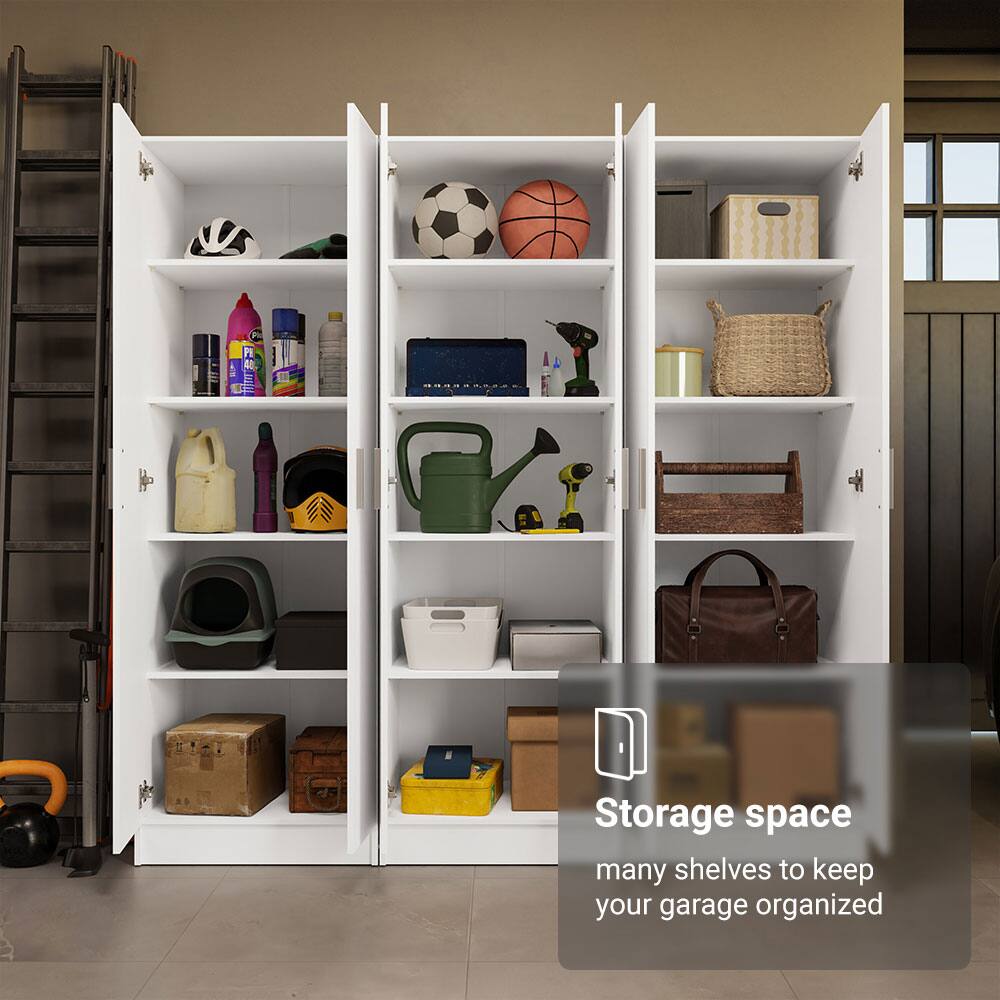 Storage space  
many shelves to keep your garage organized