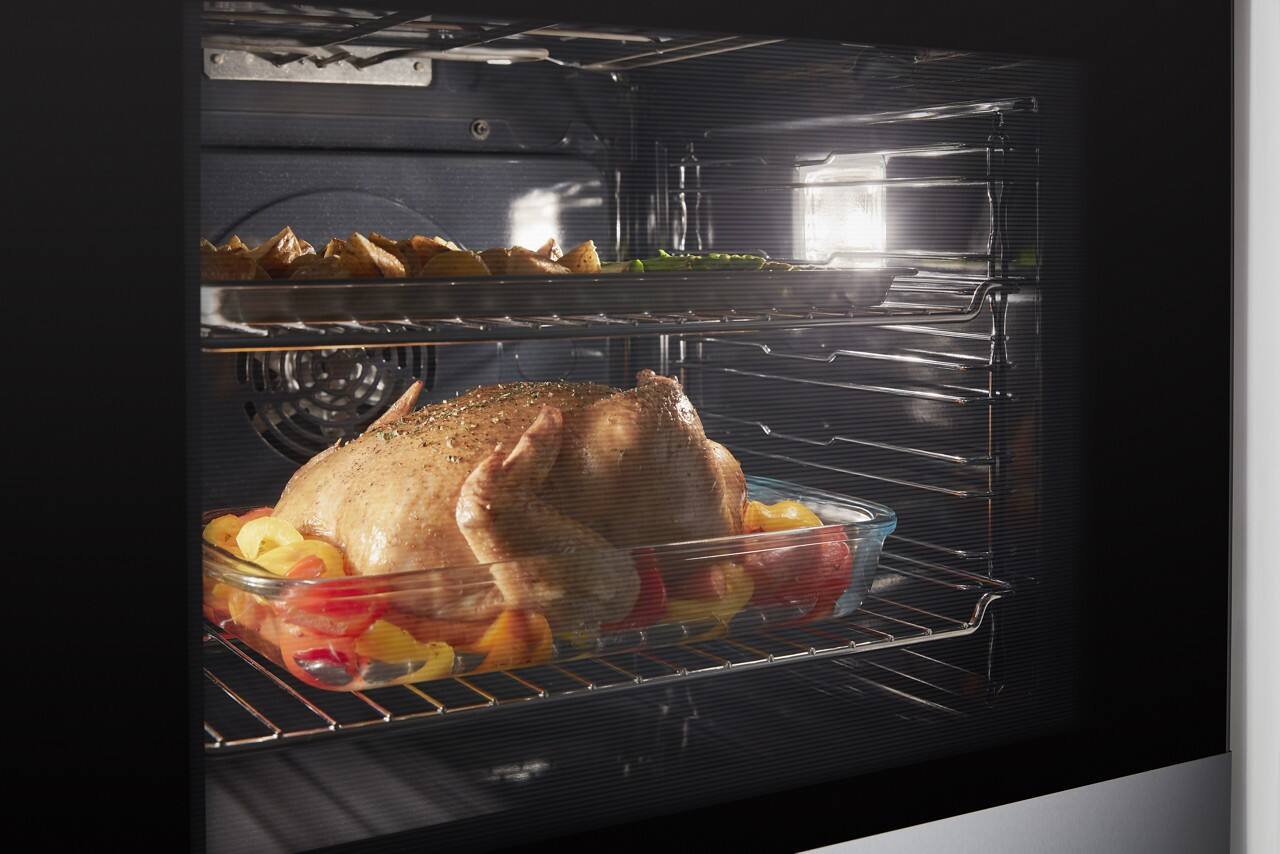 Alt View 6. Whirlpool - 24 in. Built-In Double Electric Convection Wall Oven with WiFi - White.