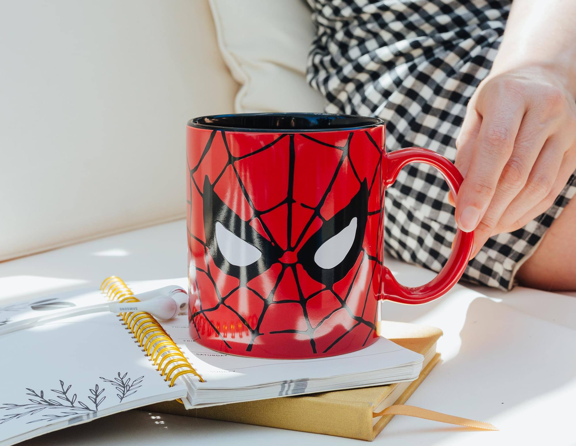 The text on the image reads:

"SNESWYS CO. SATOSD C"