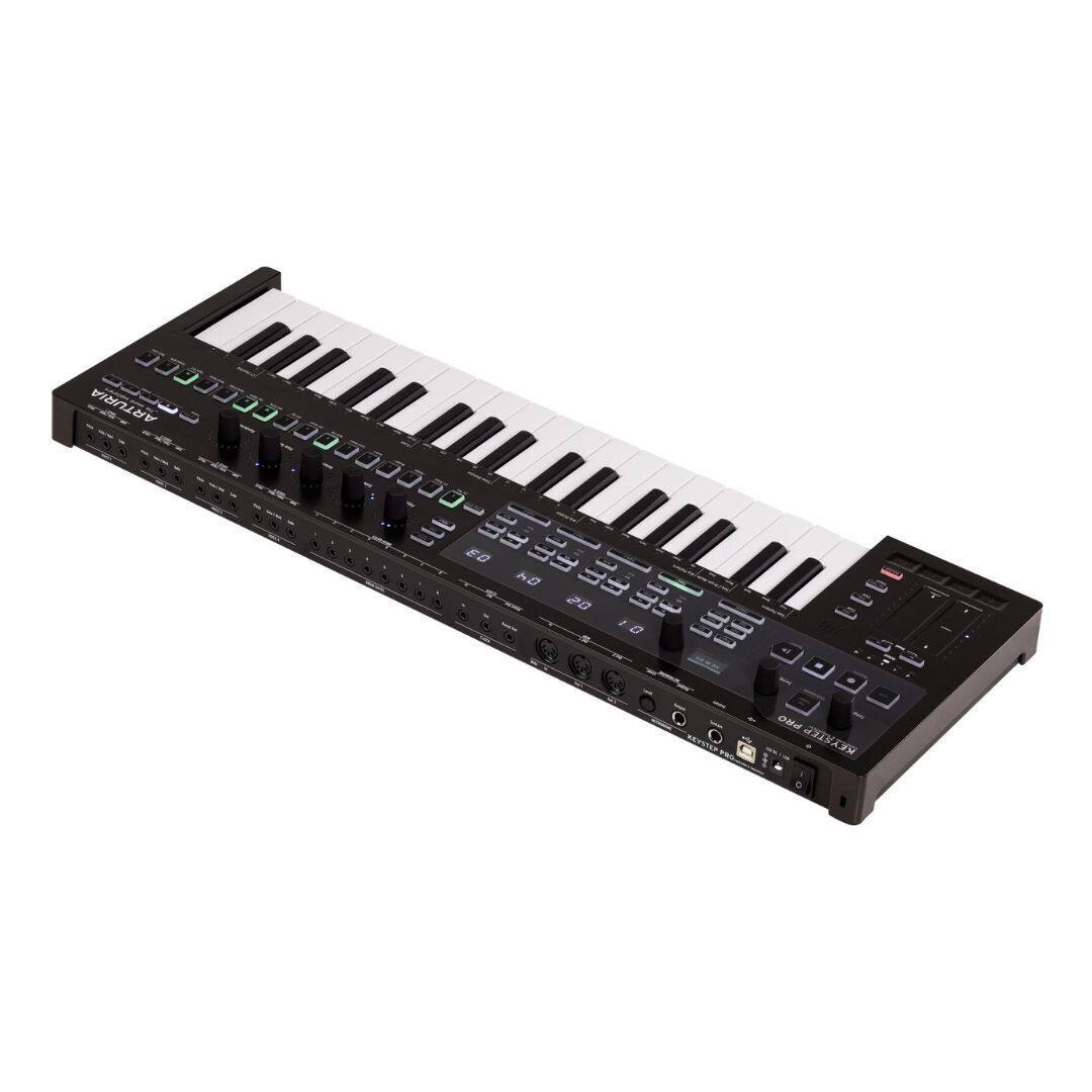 ARTURIA - D U 1 - 0 O D : O 1 t - B9 - . ED S . - h0 9 - - . 0e - C C , - 0 al  PRO SAa a
