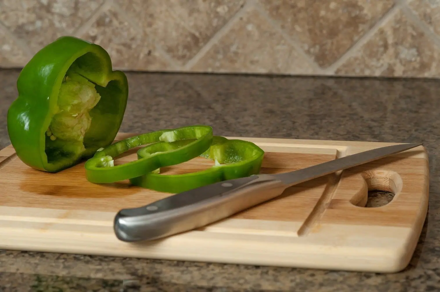 Left. Heim Concept - Heim Concept 3-Piece Organic Bamboo Cutting Board Set with Drip Groove - Brown.