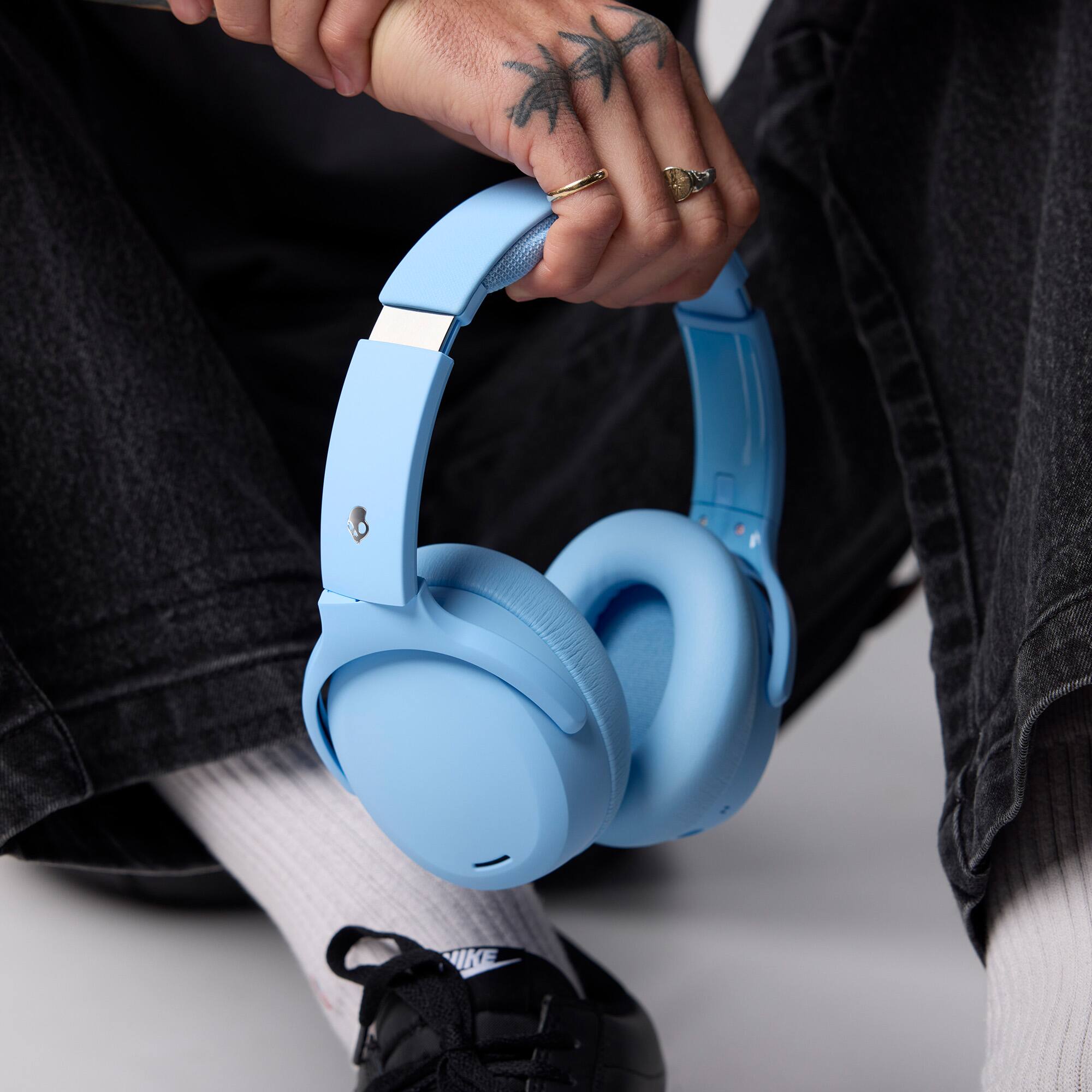 Alt View 3. Skullcandy - Crusher ANC 2 Over-the-Ear Noise Canceling Wireless Bluetooth Headphones - Preppy Blue.