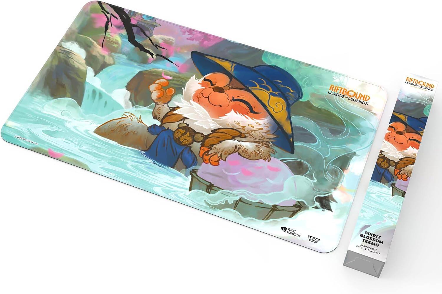 LEAGUE RIFTBOUND LEGENDS  
2028  
RIFTBOUND SPIRIT BLOSSOM TEEMO  
24" x 14" PLAYMAT  
Cn RIOT GAMES UVS T BLOSSOM SPIRIT  
01-PLAYMAT LIA PLAYMAT