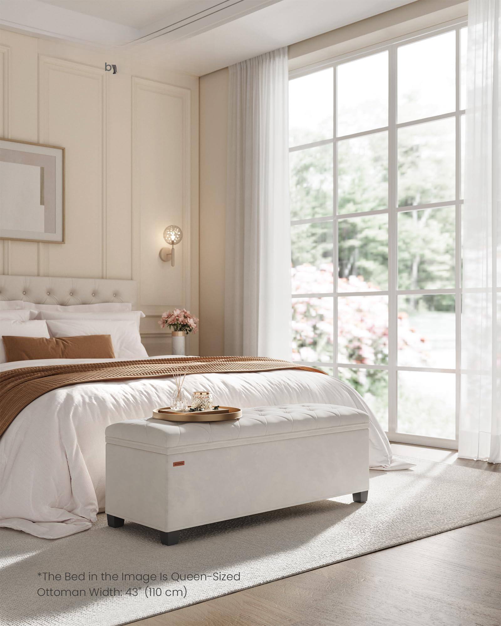 *The Bed in the Image Is Queen-Sized Ottoman Width: 43" (110 cm)