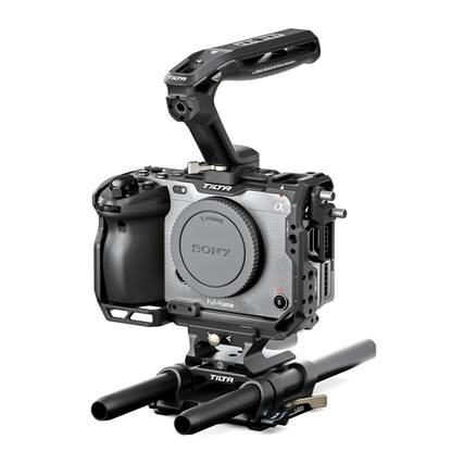 TILTA O-6
E-mount SONY a7R IV
Full-Frame
PRO-GEAR WITHIN REACH