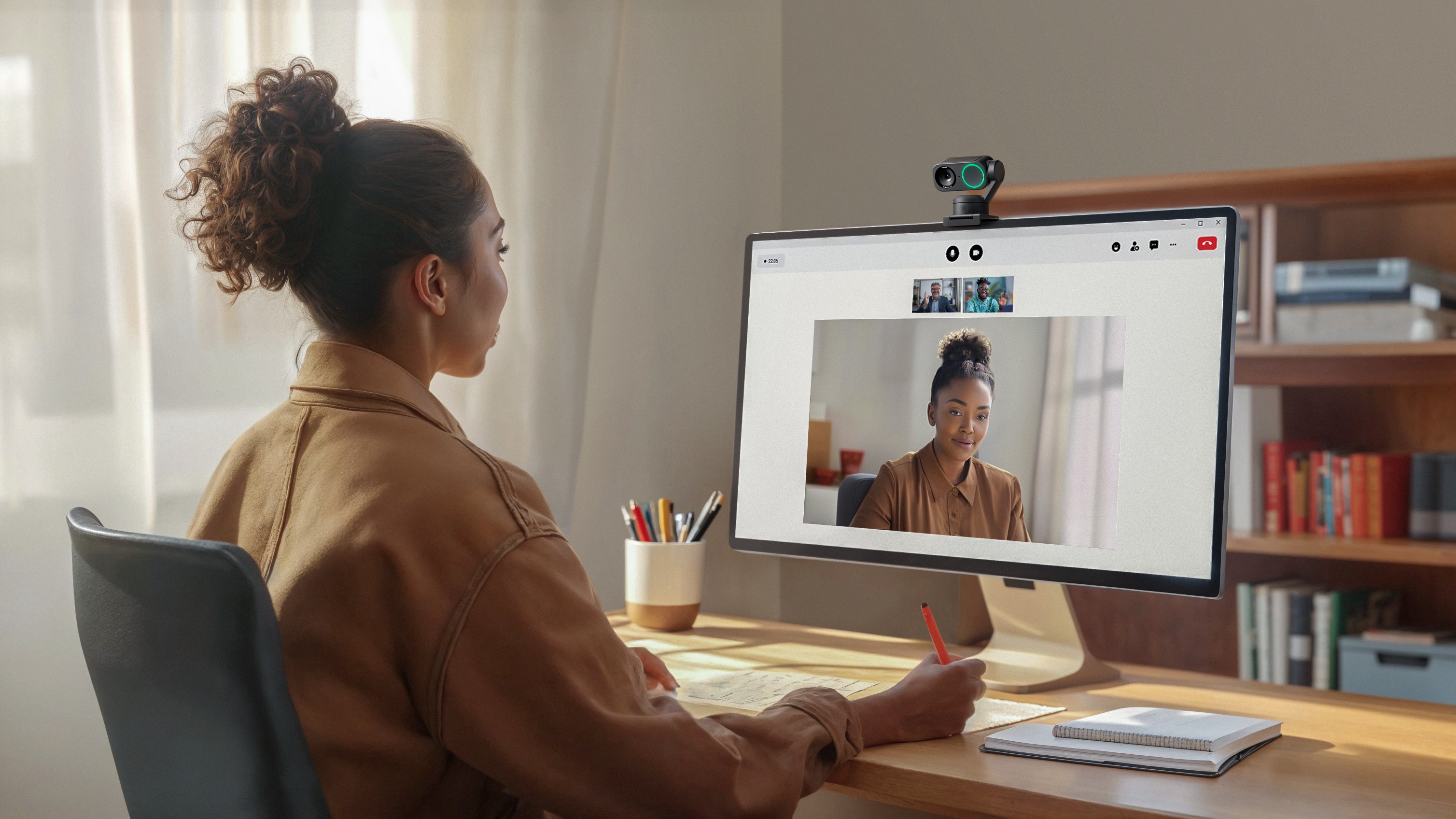 Alt View 17. Insta360 - Link 2 PTZ 4K Webcam for Conferencing, Gaming & Streaming, 1/2" Sensor, AI Tracking, works w/ Zoom, Teams, Twitch & more - Black.