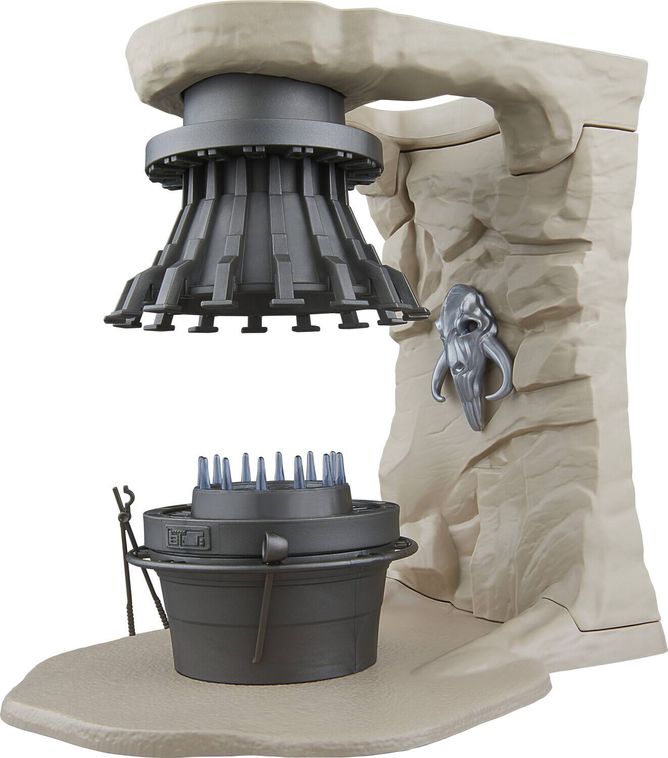 Alt View 3. Hasbro - Star Wars: The Mandalorian - Vintage Collection - The Armorer’s Forge Playset   - Collectibles - Multicolor.