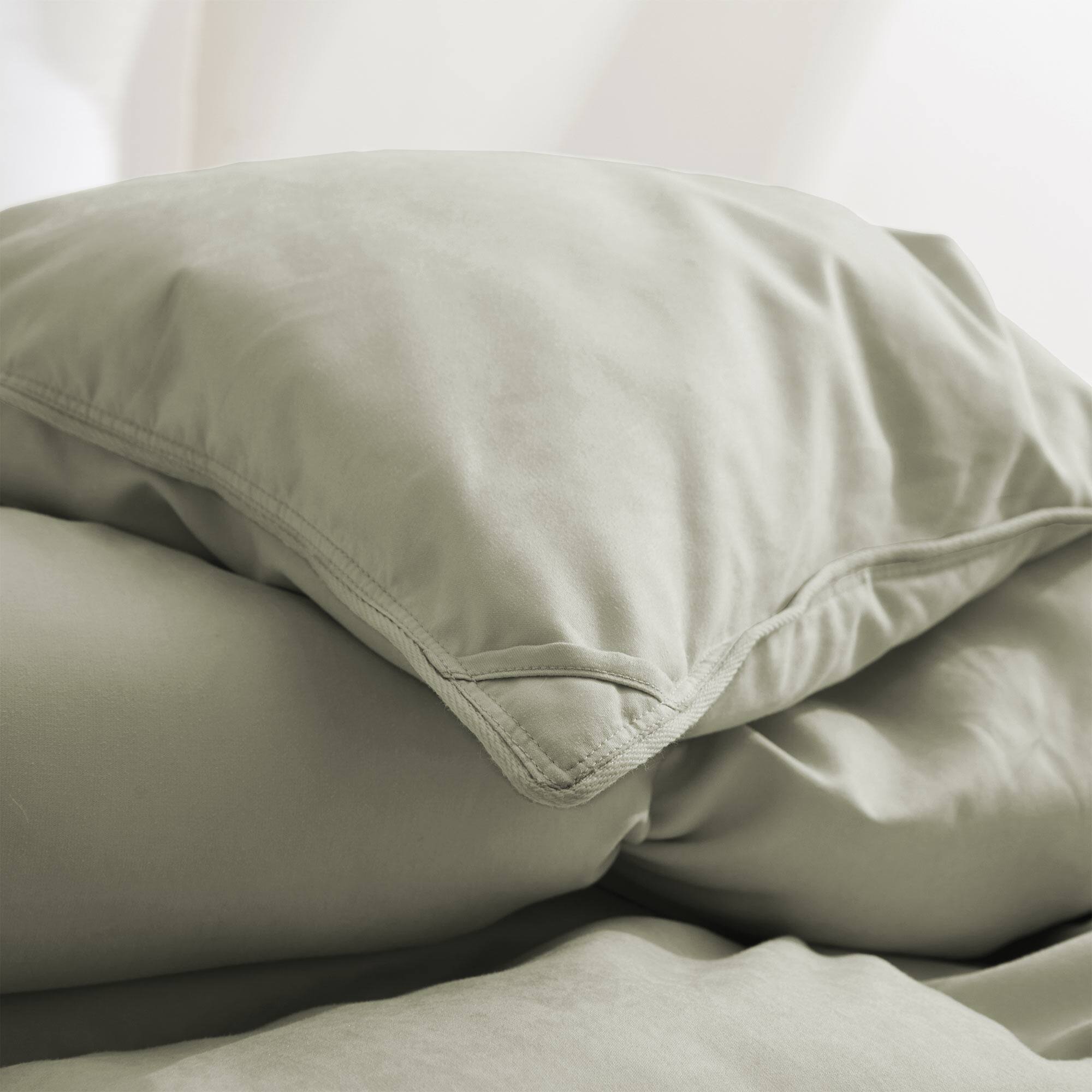 Back. Peace Nest - Peace Nest All-Season Medium Warmth White Goose Feather Down Fiber Comforter Duvet Insert, Sage Green, Cal King - Sage Green.