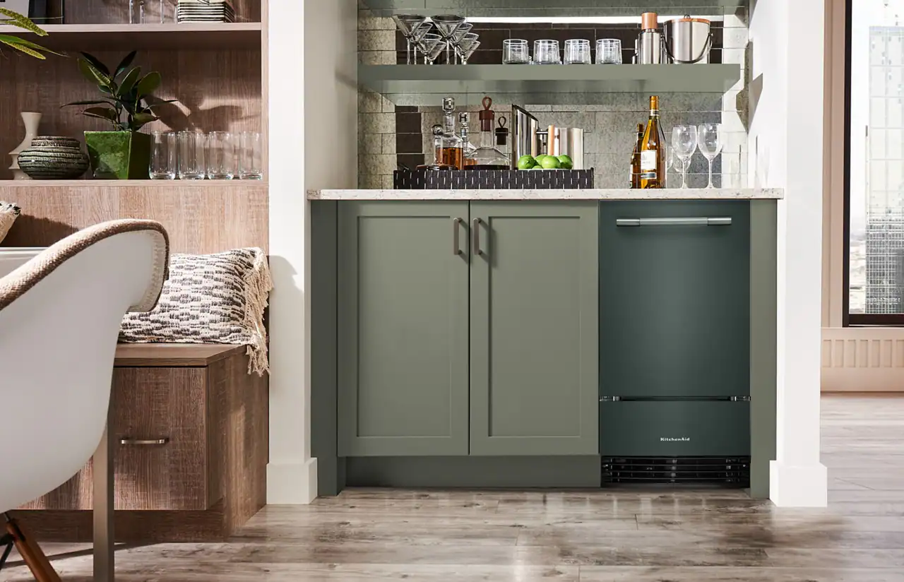 Alt View 6. KitchenAid - 18 inch 35-Lb. Ice Maker - Juniper.